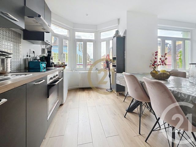 Appartement F3 à vendre - 3 pièces - 53.07 m2 - BELFORT - 90 - FRANCHE-COMTE - Century 21 Agence Du Théâtre