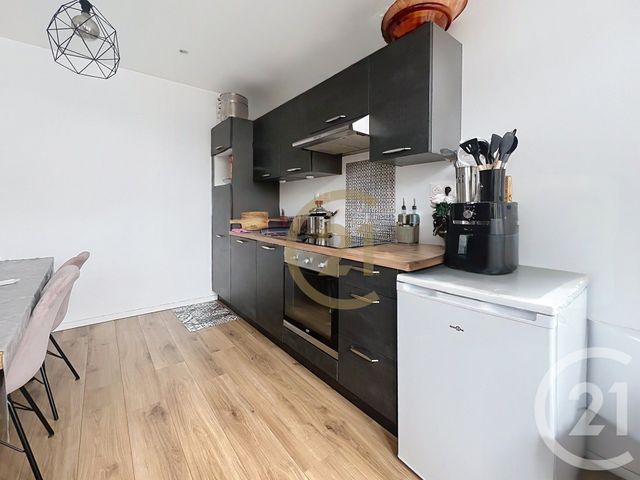 Appartement F3 à vendre - 3 pièces - 53.07 m2 - BELFORT - 90 - FRANCHE-COMTE - Century 21 Agence Du Théâtre