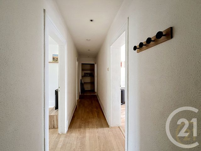 Appartement F4 à louer - 4 pièces - 83.7 m2 - BELFORT - 90 - FRANCHE-COMTE - Century 21 Agence Du Théâtre