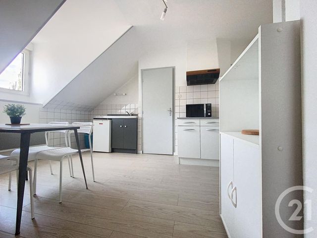 Appartement F1 à louer - 1 pièce - 24.0 m2 - BELFORT - 90 - FRANCHE-COMTE - Century 21 Agence Du Théâtre