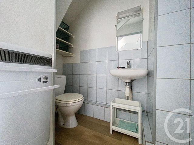 Appartement F1 à louer - 1 pièce - 24.0 m2 - BELFORT - 90 - FRANCHE-COMTE - Century 21 Agence Du Théâtre
