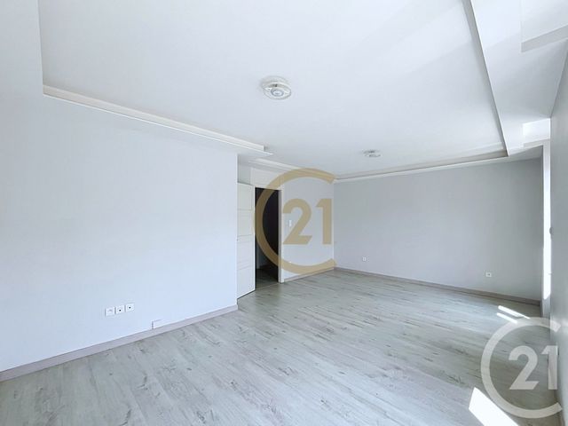 Appartement F3 à vendre - 3 pièces - 68.68 m2 - BELFORT - 90 - FRANCHE-COMTE - Century 21 Agence Du Théâtre