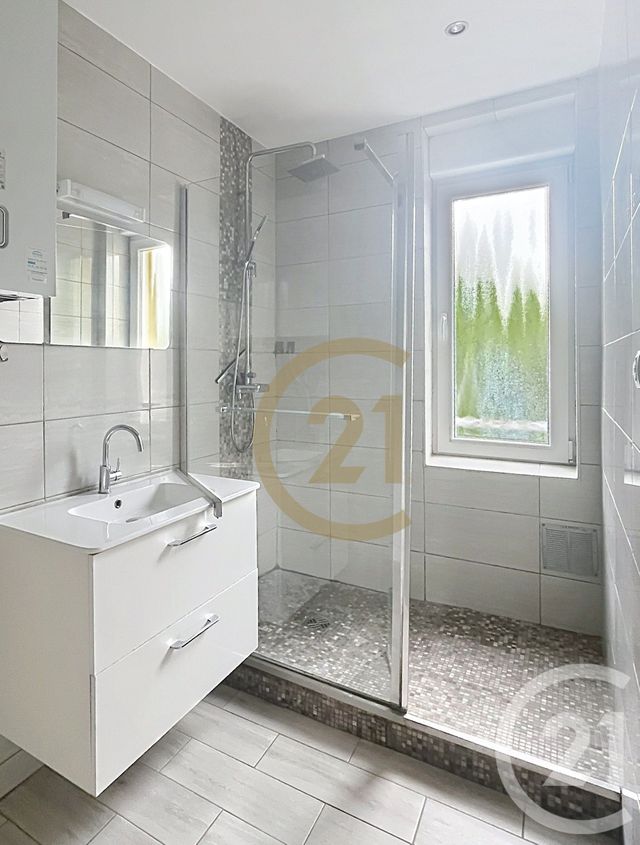 Appartement F3 à vendre - 3 pièces - 68.68 m2 - BELFORT - 90 - FRANCHE-COMTE - Century 21 Agence Du Théâtre