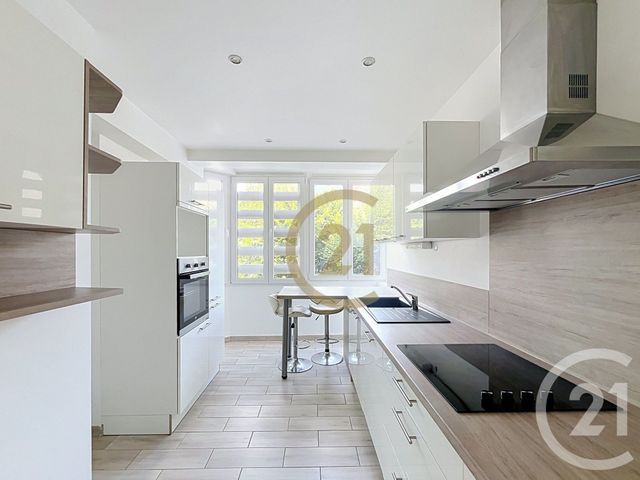 Appartement F3 à vendre - 3 pièces - 68.68 m2 - BELFORT - 90 - FRANCHE-COMTE - Century 21 Agence Du Théâtre