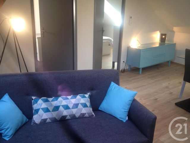 Appartement F2 à louer - 2 pièces - 40.0 m2 - BELFORT - 90 - FRANCHE-COMTE - Century 21 Agence Du Théâtre