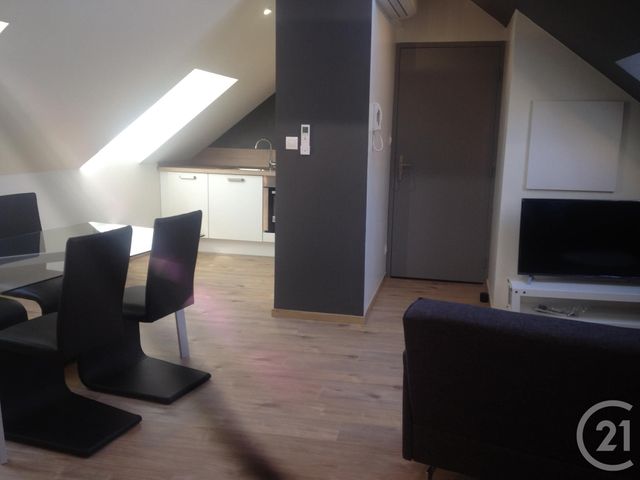 Appartement F2 à louer - 2 pièces - 40.0 m2 - BELFORT - 90 - FRANCHE-COMTE - Century 21 Agence Du Théâtre