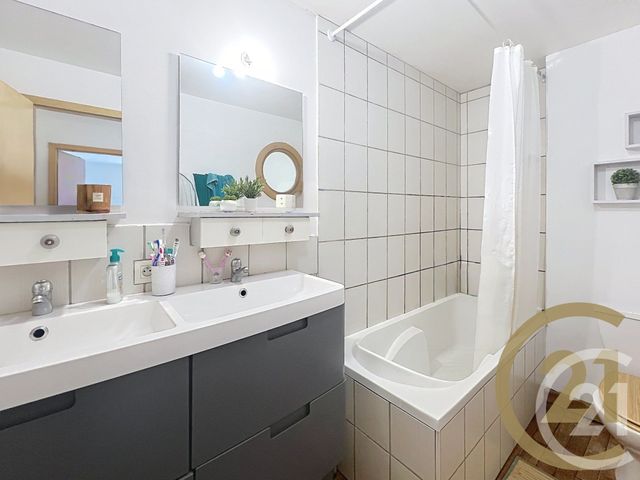 Appartement Duplex à vendre - 4 pièces - 77.37 m2 - PEROUSE - 90 - FRANCHE-COMTE - Century 21 Agence Du Théâtre
