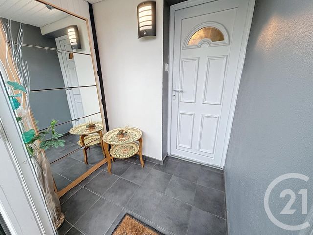 maison à louer - 5 pièces - 99.0 m2 - FESCHES LE CHATEL - 25 - FRANCHE-COMTE - Century 21 Agence Du Théâtre