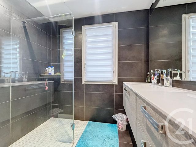 maison à louer - 5 pièces - 99.0 m2 - FESCHES LE CHATEL - 25 - FRANCHE-COMTE - Century 21 Agence Du Théâtre