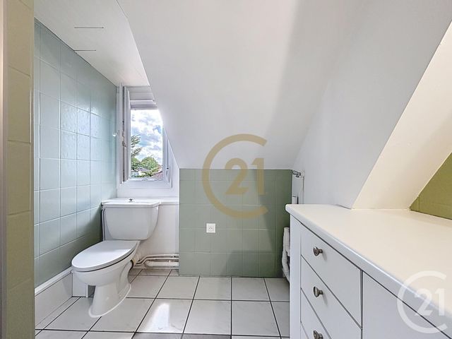 Appartement F2 à louer - 2 pièces - 40.27 m2 - BELFORT - 90 - FRANCHE-COMTE - Century 21 Agence Du Théâtre