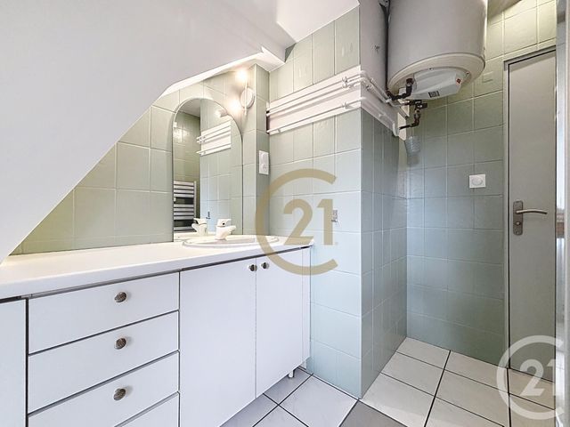 Appartement F2 à louer - 2 pièces - 40.27 m2 - BELFORT - 90 - FRANCHE-COMTE - Century 21 Agence Du Théâtre