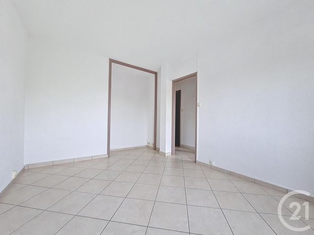 Appartement F2 à louer - 2 pièces - 35.08 m2 - BELFORT - 90 - FRANCHE-COMTE - Century 21 Agence Du Théâtre