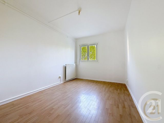Appartement F3 à louer - 3 pièces - 79.0 m2 - BELFORT - 90 - FRANCHE-COMTE - Century 21 Agence Du Théâtre