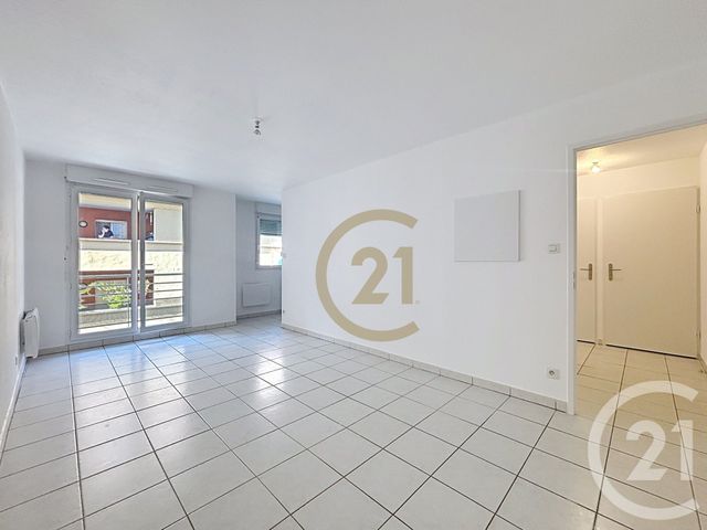 Appartement T2 à louer - 2 pièces - 44.17 m2 - BELFORT - 90 - FRANCHE-COMTE - Century 21 Agence Du Théâtre