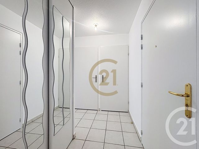 Appartement T2 à louer - 2 pièces - 44.17 m2 - BELFORT - 90 - FRANCHE-COMTE - Century 21 Agence Du Théâtre