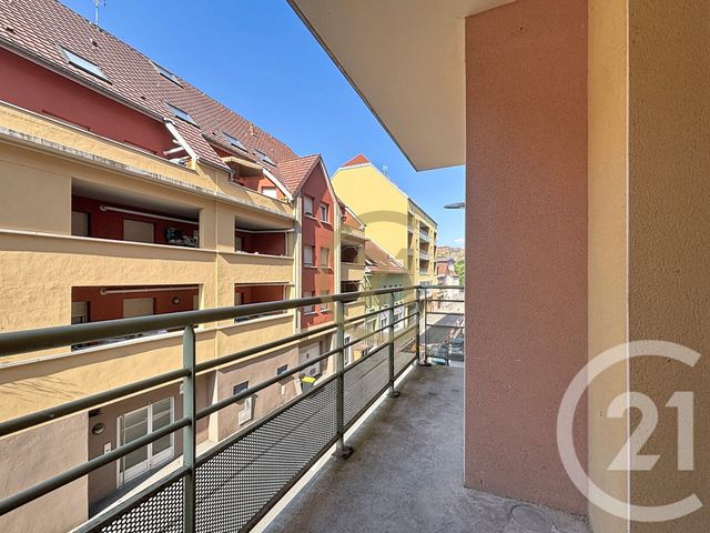 Appartement T2 à louer - 2 pièces - 44.17 m2 - BELFORT - 90 - FRANCHE-COMTE - Century 21 Agence Du Théâtre