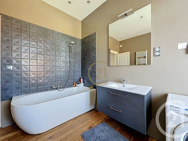 Appartement F4 à vendre - 4 pièces - 110.0 m2 - BELFORT - 90 - FRANCHE-COMTE - Century 21 Agence Du Théâtre