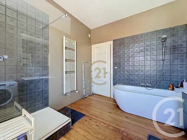 Appartement F4 à vendre - 4 pièces - 110.0 m2 - BELFORT - 90 - FRANCHE-COMTE - Century 21 Agence Du Théâtre
