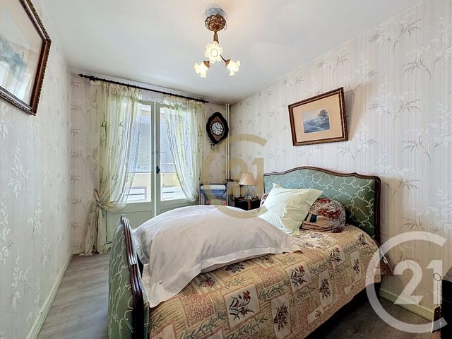 Appartement F5 à vendre - 5 pièces - 87.99 m2 - BELFORT - 90 - FRANCHE-COMTE - Century 21 Agence Du Théâtre