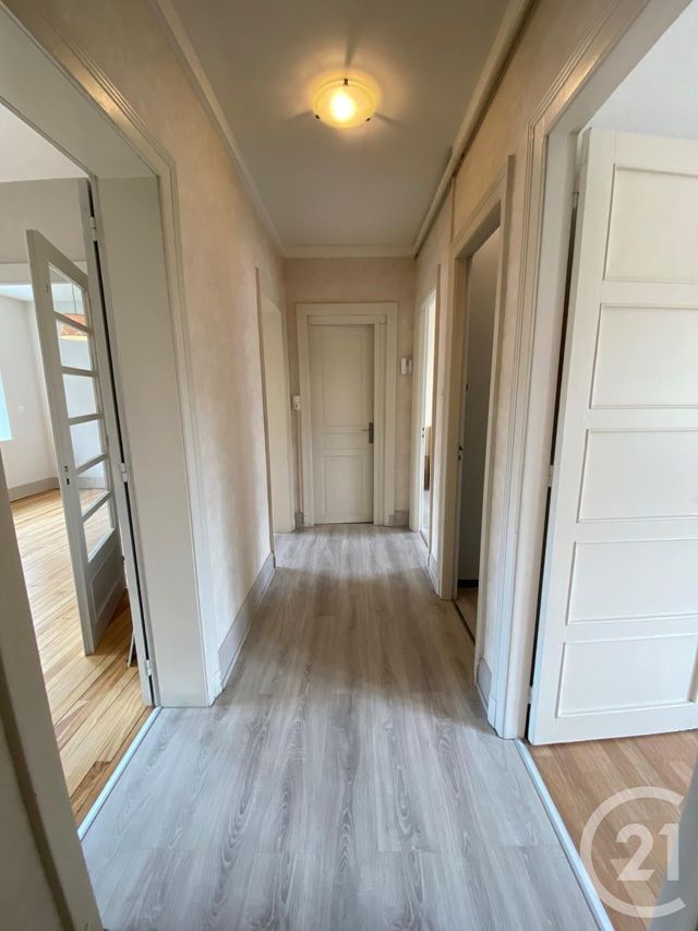 Appartement F3 à louer - 3 pièces - 55.9 m2 - BELFORT - 90 - FRANCHE-COMTE - Century 21 Agence Du Théâtre