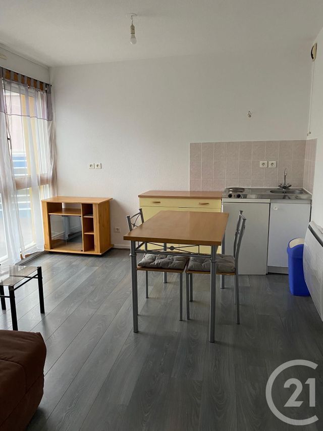 Appartement F2 à louer - 2 pièces - 29.0 m2 - BELFORT - 90 - FRANCHE-COMTE - Century 21 Agence Du Théâtre
