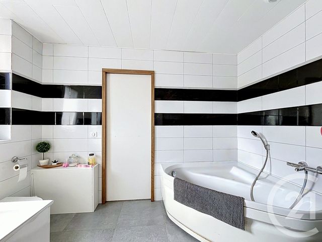maison à vendre - 7 pièces - 147.86 m2 - FRAHIER ET CHATEBIER - 70 - FRANCHE-COMTE - Century 21 Agence Du Théâtre
