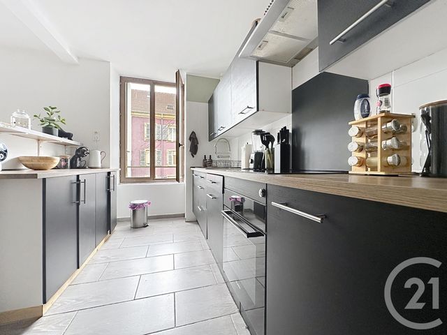 Appartement F4 à louer - 4 pièces - 85.0 m2 - BELFORT - 90 - FRANCHE-COMTE - Century 21 Agence Du Théâtre