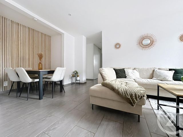 Appartement F4 à louer - 4 pièces - 85.0 m2 - BELFORT - 90 - FRANCHE-COMTE - Century 21 Agence Du Théâtre