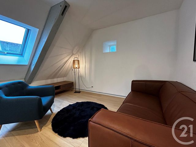 Appartement F3 à louer - 3 pièces - 58.0 m2 - DELLE - 90 - FRANCHE-COMTE - Century 21 Agence Du Théâtre