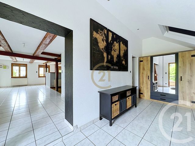 Appartement F4 à vendre - 4 pièces - 106.12 m2 - GRANDVILLARS - 90 - FRANCHE-COMTE - Century 21 Agence Du Théâtre