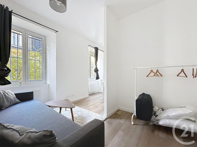 Appartement Studio à louer - 1 pièce - 30.0 m2 - BELFORT - 90 - FRANCHE-COMTE - Century 21 Agence Du Théâtre