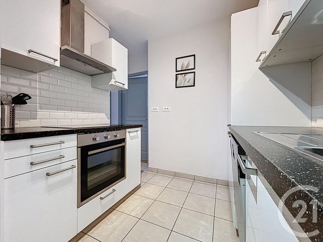 Appartement F3 à louer - 3 pièces - 60.0 m2 - BELFORT - 90 - FRANCHE-COMTE - Century 21 Agence Du Théâtre