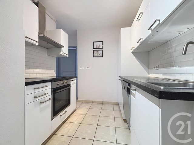 Appartement F3 à louer - 3 pièces - 60.0 m2 - BELFORT - 90 - FRANCHE-COMTE - Century 21 Agence Du Théâtre