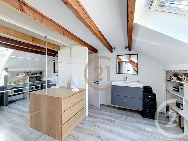 Appartement F3 à vendre - 3 pièces - 64.0 m2 - BELFORT - 90 - FRANCHE-COMTE - Century 21 Agence Du Théâtre