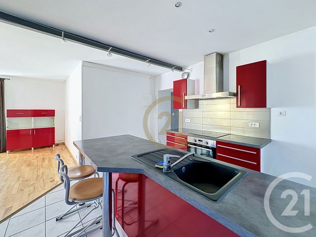Appartement F3 à vendre - 3 pièces - 65.55 m2 - BELFORT - 90 - FRANCHE-COMTE - Century 21 Agence Du Théâtre
