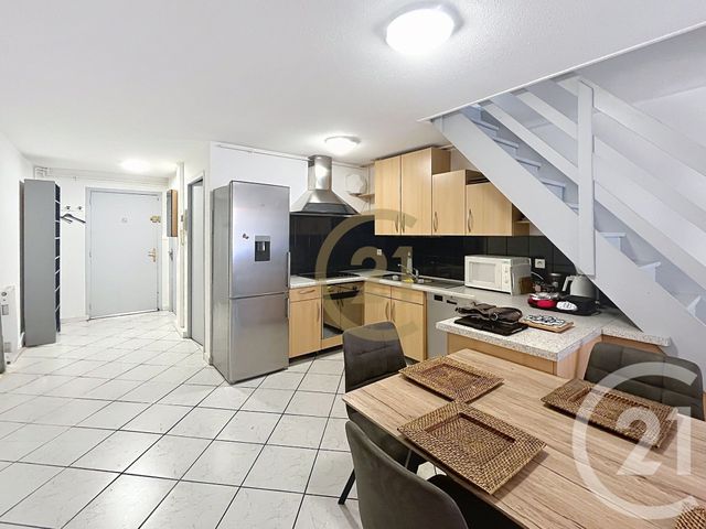 Appartement Duplex à vendre - 4 pièces - 65.0 m2 - BELFORT - 90 - FRANCHE-COMTE - Century 21 Agence Du Théâtre