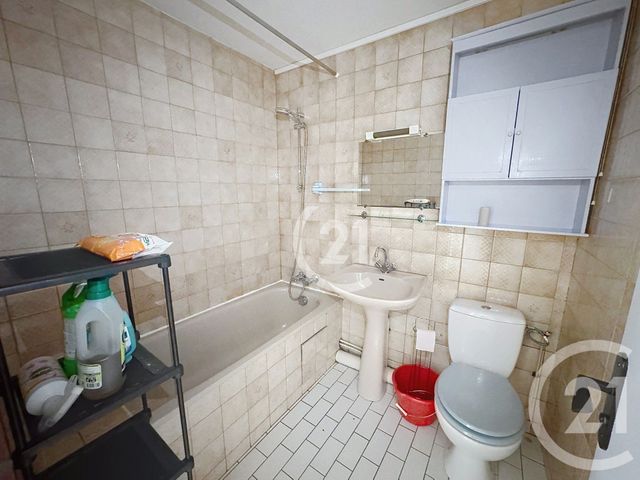 Appartement T1 à vendre - 2 pièces - 100.9 m2 - BELFORT - 90 - FRANCHE-COMTE - Century 21 Agence Du Théâtre