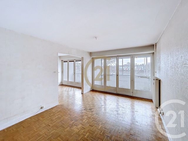 Appartement F5 à vendre - 5 pièces - 106.33 m2 - BELFORT - 90 - FRANCHE-COMTE - Century 21 Agence Du Théâtre