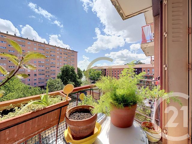 Appartement F3 à vendre - 3 pièces - 55.2 m2 - BELFORT - 90 - FRANCHE-COMTE - Century 21 Agence Du Théâtre