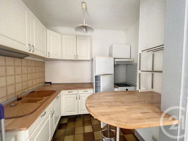 Appartement F2 à louer - 2 pièces - 47.98 m2 - BELFORT - 90 - FRANCHE-COMTE - Century 21 Agence Du Théâtre