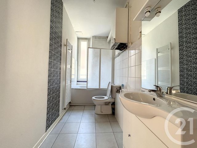 Appartement F2 à louer - 2 pièces - 54.0 m2 - BELFORT - 90 - FRANCHE-COMTE - Century 21 Agence Du Théâtre