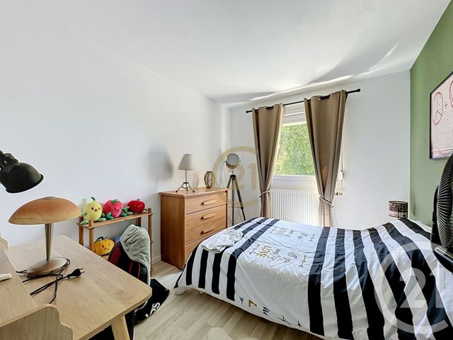 Appartement F5 à vendre - 5 pièces - 84.1 m2 - VALDOIE - 90 - FRANCHE-COMTE - Century 21 Agence Du Théâtre