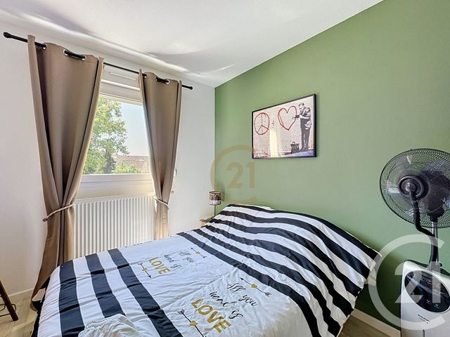 Appartement F5 à vendre - 5 pièces - 84.1 m2 - VALDOIE - 90 - FRANCHE-COMTE - Century 21 Agence Du Théâtre