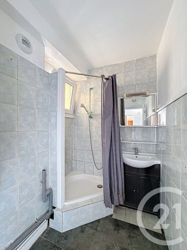 Appartement F4 à vendre - 4 pièces - 66.5 m2 - BELFORT - 90 - FRANCHE-COMTE - Century 21 Agence Du Théâtre