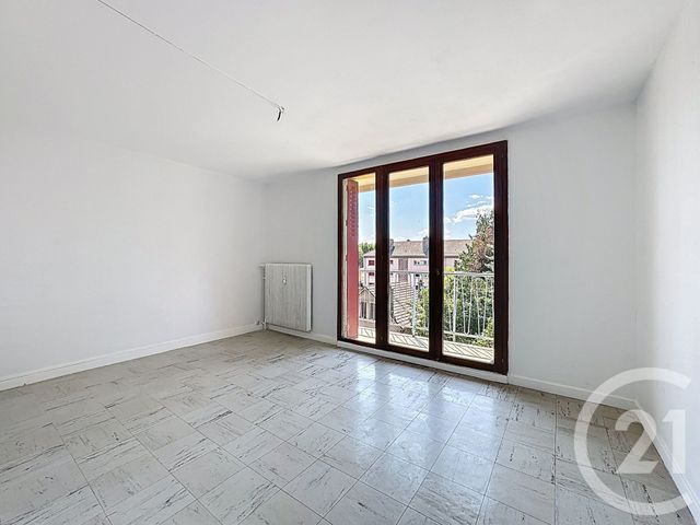 Appartement F4 à vendre - 4 pièces - 66.5 m2 - BELFORT - 90 - FRANCHE-COMTE - Century 21 Agence Du Théâtre
