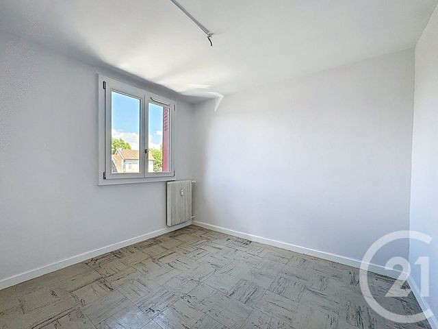 Appartement F4 à vendre - 4 pièces - 66.5 m2 - BELFORT - 90 - FRANCHE-COMTE - Century 21 Agence Du Théâtre