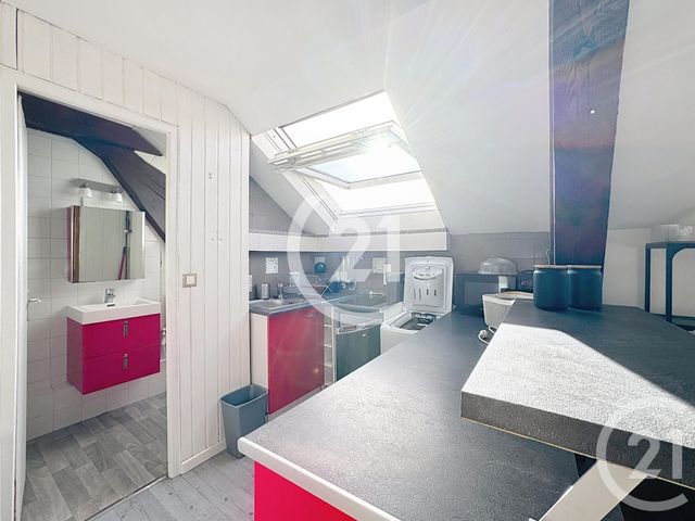 Appartement Studio à vendre - 1 pièce - 21.51 m2 - BELFORT - 90 - FRANCHE-COMTE - Century 21 Agence Du Théâtre