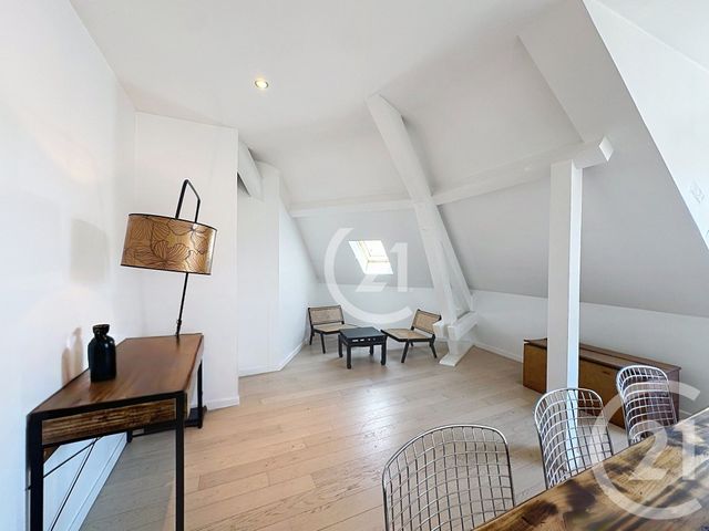Appartement T3 à vendre - 4 pièces - 92.16 m2 - BELFORT - 90 - FRANCHE-COMTE - Century 21 Agence Du Théâtre