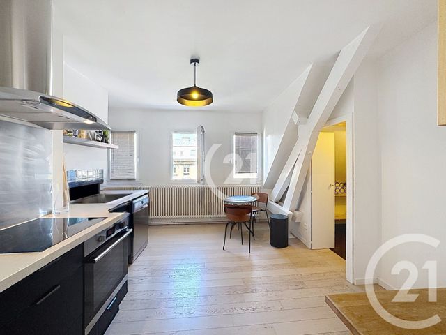 Appartement T3 à vendre - 4 pièces - 92.16 m2 - BELFORT - 90 - FRANCHE-COMTE - Century 21 Agence Du Théâtre