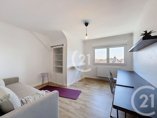 Appartement T3 à vendre - 4 pièces - 92.16 m2 - BELFORT - 90 - FRANCHE-COMTE - Century 21 Agence Du Théâtre